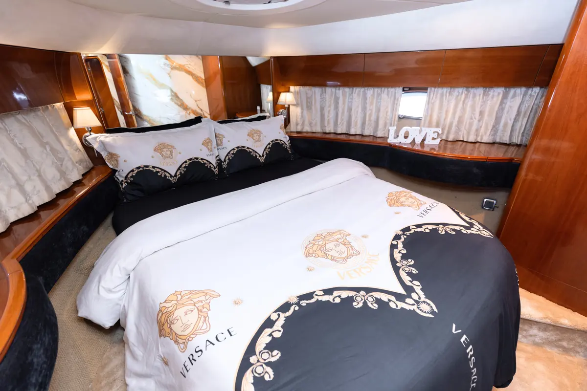Second cabin 64ft Princess yacht