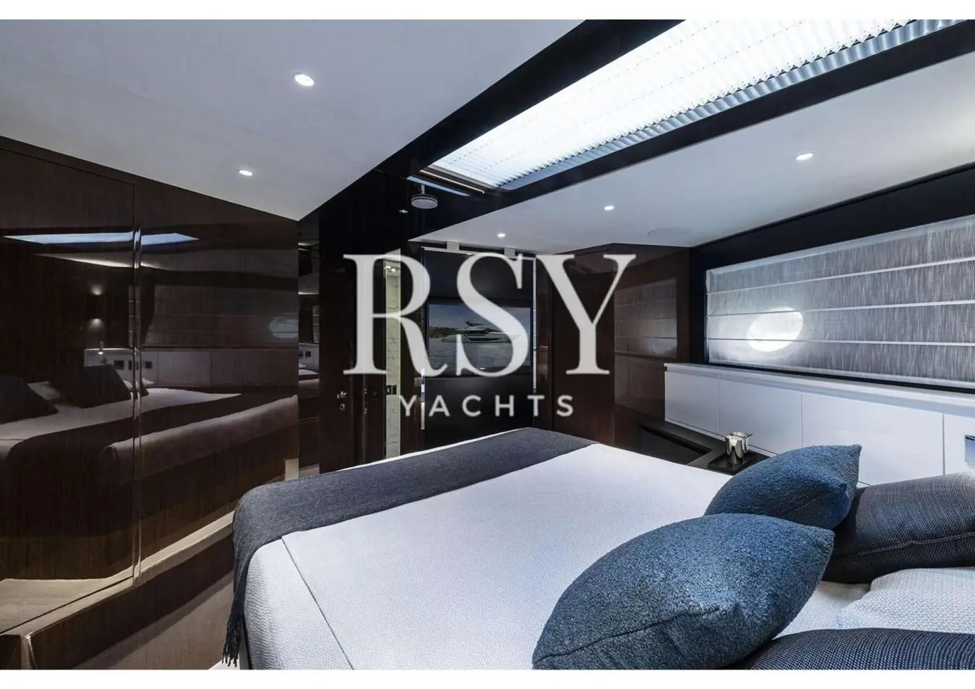 Riva black bedroom